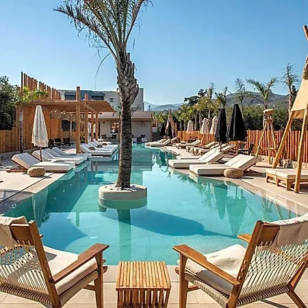 Готель Indigo Casa Adults Only 3*