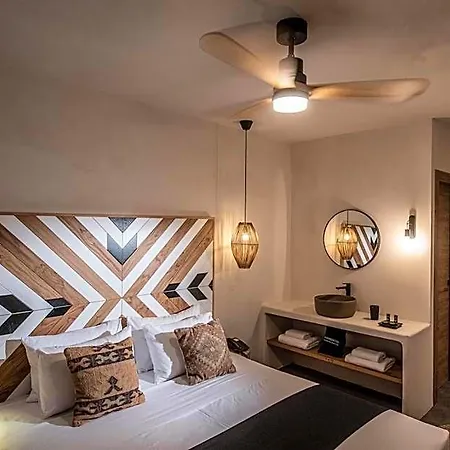 Indigo Casa Adults Only 3*