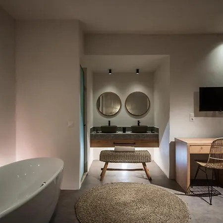 Hotel Indigo Casa Adults Only